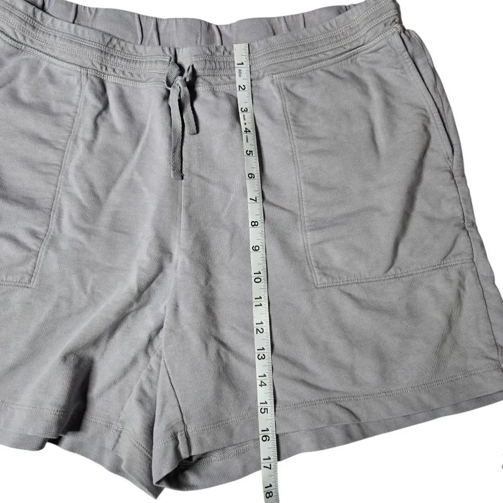 J. Jill Fit Light Gray Relaxed Shorts